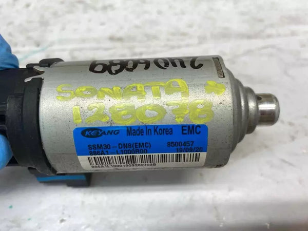 2020 HYUNDAI SONATA SEAT MOTOR FRONT PASSANGER SIDE ASSEMBLY OEM 886A1L1000