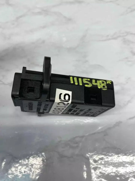 20 21 22 NISSAN SENTRA ADAPTADOR DE CARGA PUERTO TOMA DE CORRIENTE USB OEM CBC0033030010