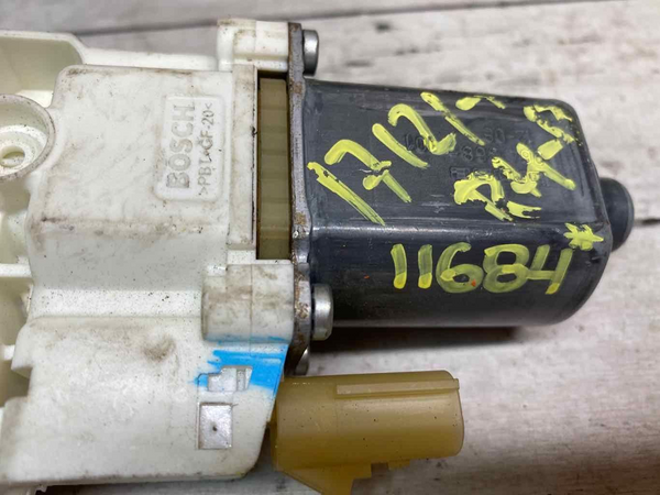 2009 2020 RH DODGE JOURNEY POWER WINDOW MOTOR REAR RIGHT OEM 68209824AA