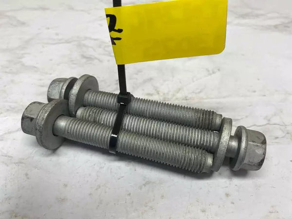 14 15 16 17 18 19 MERCEDES CLA250 PARACHOQUES DELANTERO SOPORTE DEL PARACHOQUES DELANTERO TUERCAS X3 OEM