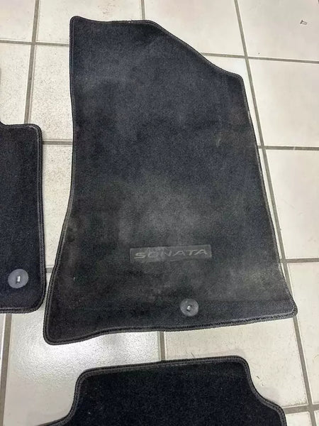 20 21 22 23 HYUNDAI SONATA FLOOR MATS COMPLETE SET OF 4 MATS ASSY OEM L1F14AC000