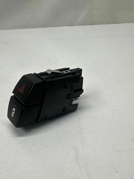2020 BMW X2 DASH SWITCH WARNING HAZARD LIGHT CONTROL SWITCH ASSY OEM 6842274