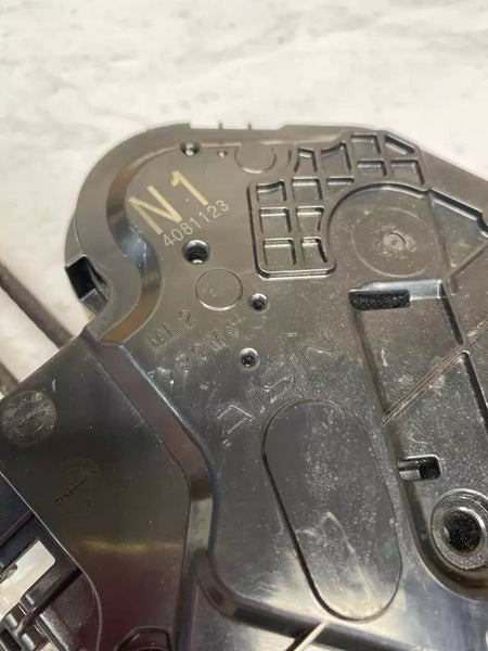 15 16 17 18 19 CHEVROLET COLORADO ACTUADOR DE CERRADURA DE PUERTA DELANTERA IZQUIERDA LADO DEL CONDUCTOR OEM 84388408