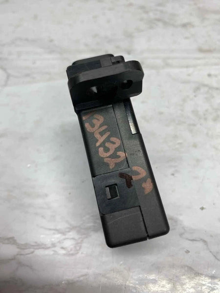 2020 NISSAN SENTRA CENTER CONSOLE POWER SOCKET OUTLET PORT ADAPTER CBC00330200X0