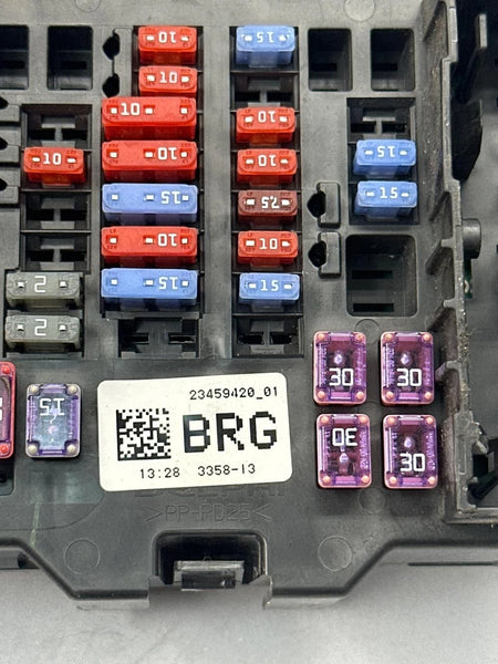 2019 CHEVY SILVERADO 1500 JUNCTION BOX JUNCTION FUSE RELAY BLOCK OEM 23459420