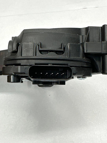 2023 CHEVROLET EQUINOX ACCELERATOR PEDAL PEDAL ASSEMBLY OEM 84366776 1.5L FWD