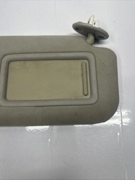 2016 2017 LEXUS IS200T SUN VISOR RIGHT SIDE ILLUMINATED ASSY OEM 7431053520C2
