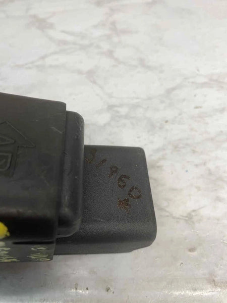 2020 TOYOTA COROLLA SEAT BELT REAR MIDDLE CENTER BUCKLE ASSEMBLY OEM 1152542