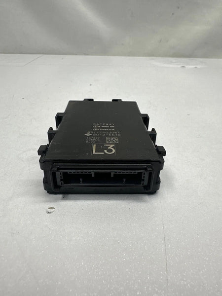 2020 TO 2022 TOYOTA CHR NETWORK GATEWAY CONTROL MODULE UNIT ASSY OEM 8911102061