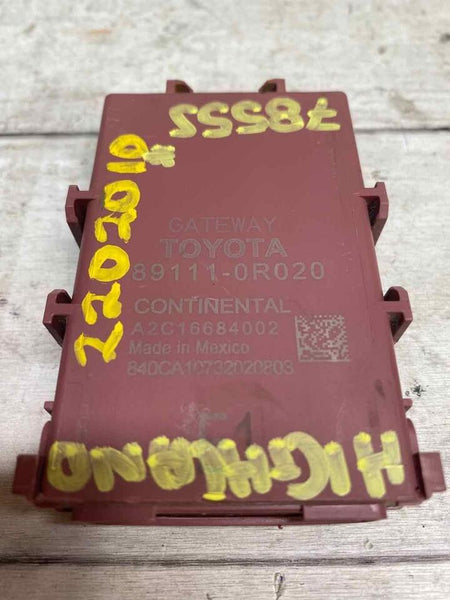 Toyota Highlander gateway control module 2020 2021 2022 OEM 891110R020