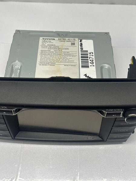 2016 TO 2018 TOYOTA RAV-4 RADIO AM FM DISPLAY SCREEN & RECEIVER ASSY OEM 8614042110