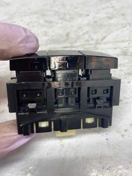2022 TOYOTA COROLLA DASH SWITCH TRACTION CONTROL SWITCH ASSEMBLY OEM 75L961