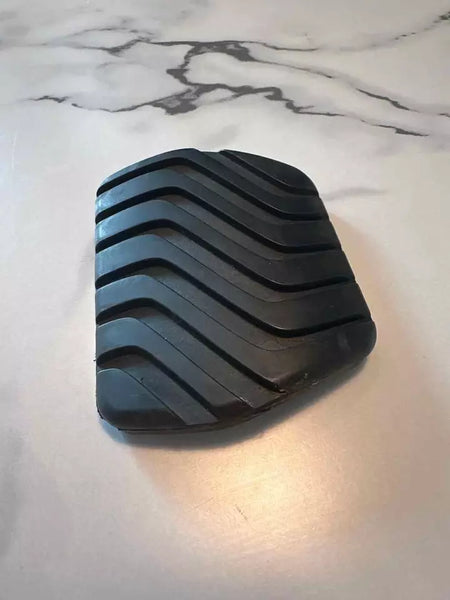 20 21 22 23 24 NISSAN SENTRA PEDAL DEL ACELERADOR CUBIERTA DEL PEDAL SOLAMENTE OEM 465315TA0A