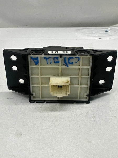 2020 HYUNDAI TUCSON CENTER CONSOLE PARKING HOLD CONTROL SWITCH ASSY OEM 75K828