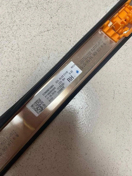 2020 MERCEDES CLA250 ROOF TRIM STRIP RIGHT SIDE ROOF TRIM STRIP OEM 1186905800