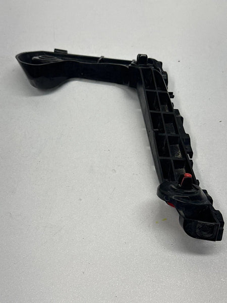 2019 TO 2023 TOYOTA COROLLA FRONT BUMPER RIGHT PASSANGER SIDE BRACKET 5211502480
