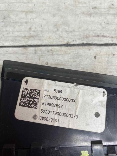 Chevrolet Traverse display monitor alert collision 18 23 dash mounted 84208369