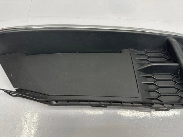 2018 HONDA CIVIC FOG DRIVING LAMP BEZEL FOG LIGHT FRONT LEFT SIDE OEM 71108