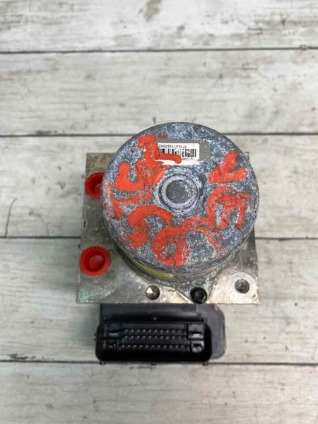 Hyundai Veloster anti-lock brake system 2012 2014 abs pump assy OEM 589202V470