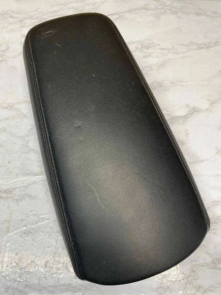 2021 TO 2024 KIA K5 CENTER CONSOLE ARMREST WITH COLOR PACKAGE ASSY OEM 8466DL3000WK