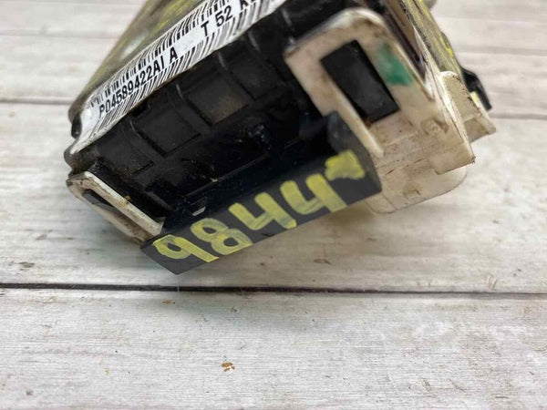 10 21 DODGE RAM PICKUP 1500 ACTUADOR DEL PESTILLO DE LA BLOQUEO DE LA PUERTA DELANTERA DERECHA 04589422AI