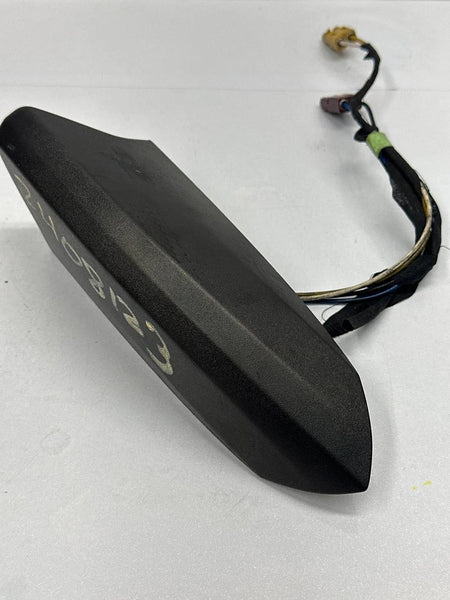 2018 TO 2021 CHEVROLET EQUINOX RADIO ANTENNA FM ROOF SHARK FIN ASSY OEM 84284668