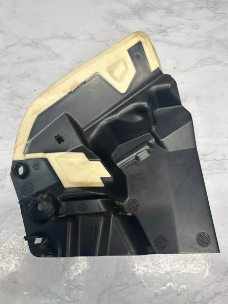2014 15 16 17 18 19 MERCEDES CLA250 REGULADOR DE DRENAJE DEL MARCO DE LA PUERTA TRASERO DERECHO OEM 1177320295