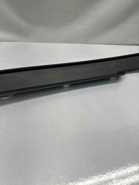 GMC YUKON TAILGATE LIFTGATE 2015 TO 2020 LEFT SIDE ANTI PINCH SENSOR OEM 1005539