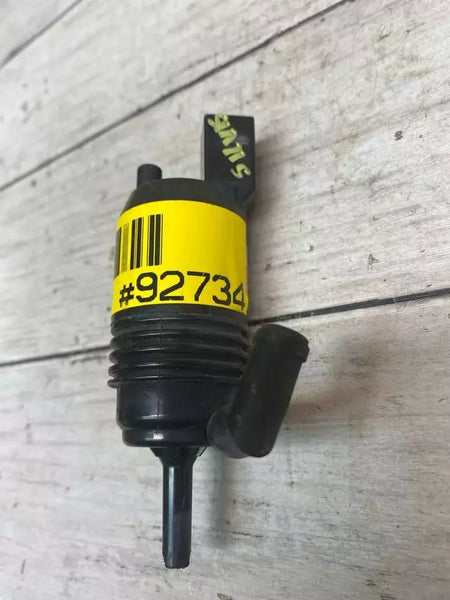 Chevrolet Silverado washer pump from 2015 to 2019 only assy OEM UM813977