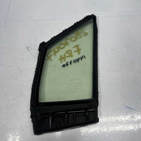 2020 TO 2024 TOYOTA COROLLA VENT GLASS WINDOW FRONT RIGHT SIDE ASSY OEM 6821512010