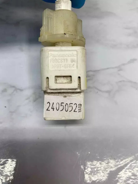 16 17 18 19 20 21 22 23 NISSAN ROGUE INTERRUPTOR DE FRENO SENSOR DE LUZ DE FRENO INTERRUPTOR DE FRENO OEM F80CS71