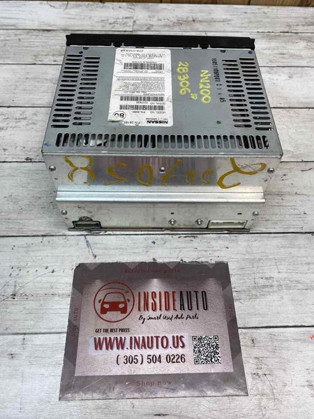 Nissan NV 200 radio am fm 13 to 16 receiver equipment CD MP3 assy OEM 28185ZW80D