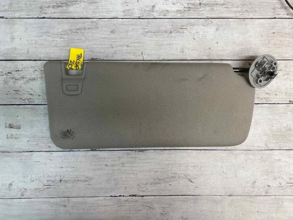 2016 TO 2023 TOYOTA TACOMA SUN VISOR RIGHT PASSANGER SIDE GRAY OEM 7431004160B0