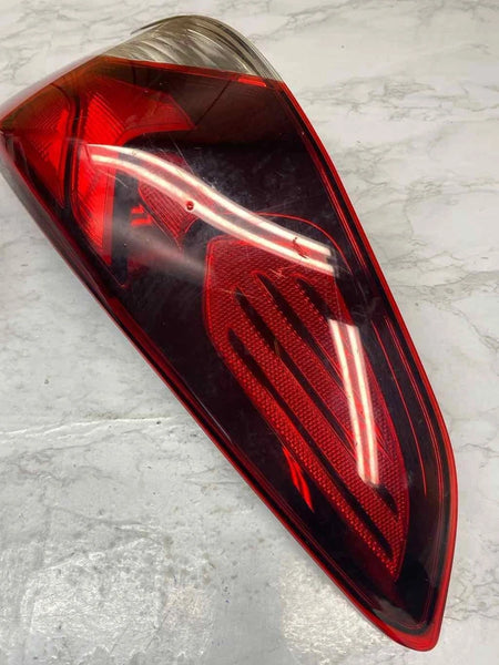 2018 TO 2019 HYUNDAI SONATA TAIL LIGHT LEFT SIDE QUARTER OEM 92401C2500 INCANDESCENT