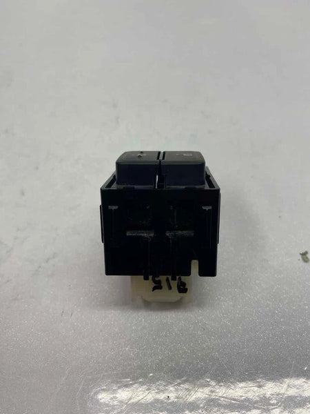 2021 TOYOTA CHR DOOR SWITCH FRONT RIGHT SIDE OEM 193177 LOCK AND UNLOCK SWITCH