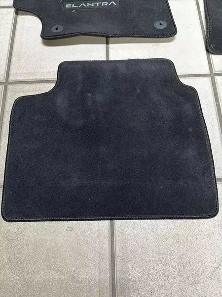 19 20 21 22 23 HYUNDAI ELANTRA FLOOR MATS COMPLETE OF 4 MATS ASSY BLACK OEM ABF14AC000