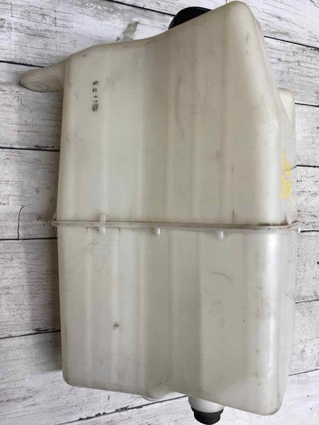Toyota Tacoma washer bottle from 2016 to 2022 expansion tank assy OEM 8531504100