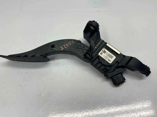 2019 HYUNDAI KONA ACCELERATOR PEDAL PEDAL ACCELERATOR ASSEMBLY 2.0L OEM 00136810