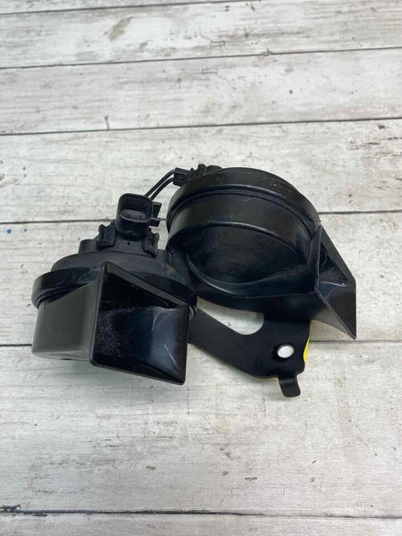 Chevrolet Colorado horn from 2015 to 2022 dual note horn OEM assy 22903051