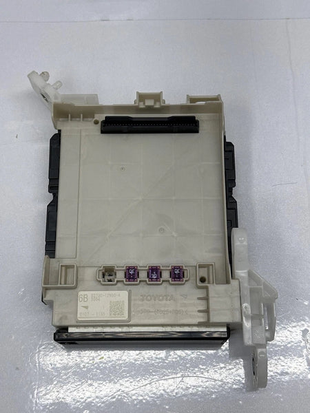 2020 TO 2023 TOYOTA COROLLA BODY CONTROL BCM MODULE UNIT ASSEMBLY OEM 8273012N90
