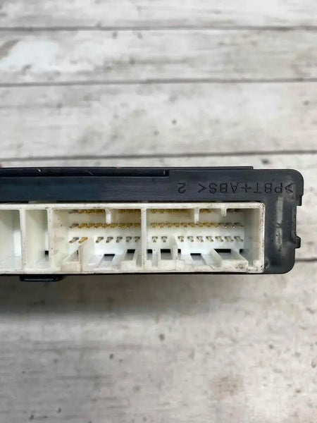 Toyota 4Runner abs control module from 2003 to 2004 unit assy OEM 8954035320