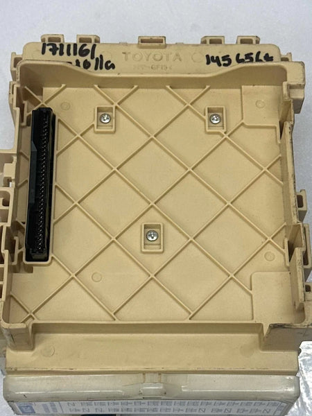 2015 TOYOTA COROLLA JUNCTION BOX FUSE RELAY BLOCK BOX ASSEMBLY OEM 63582642