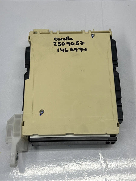 2021 TOYOTA COROLLA JUNCTION BOX FUSE RELAY BLOCK BOX ASSEMBLY OEM 8273002N10