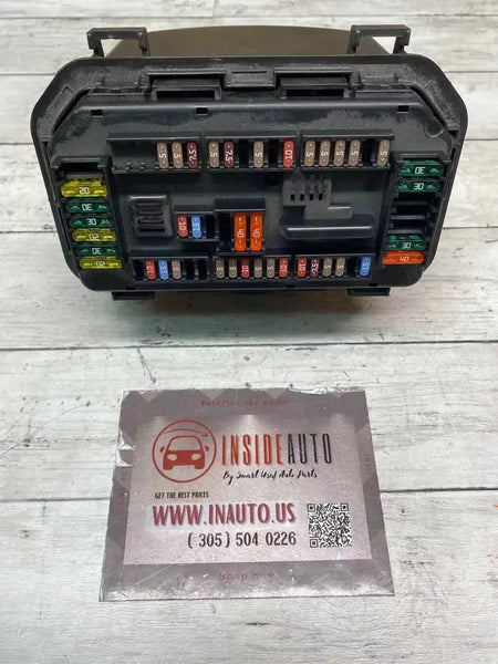 12 13 14 15 16 17 18 BMW 328 CAJA DE FUSIBLES DEL MOTOR CONJUNTO DE CAJA DE RELÉS DE FUSIBLES DEL MOTOR 2.0L OEM 61149224866