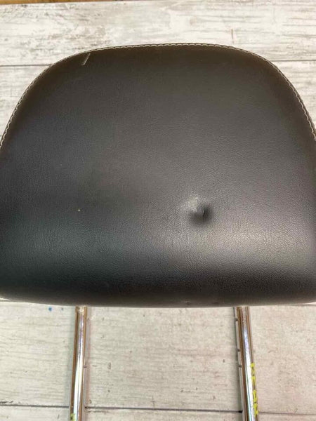 Chrysler 200 headrest 2011 2014 rear right or left sedan 4dr leather black OEM