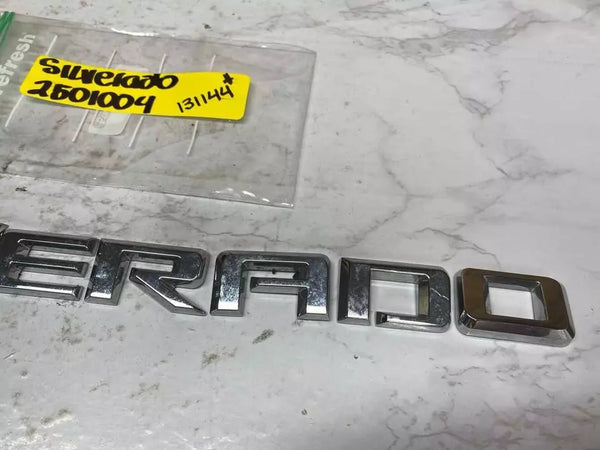 2019 20 21 22 23 CHEVROLET SILVERADO 1500 EMBLEMA DE PUERTA LETRAS SILVERADO ADORNO OEM