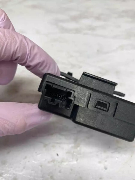 2018 19 20 21 22 23 24 CHEVROLET TRAVERSE CONTROL DE BLOQUEO UNIDAD DE MÓDULO DE BLOQUEO ANTIRROBO OEM 13523281