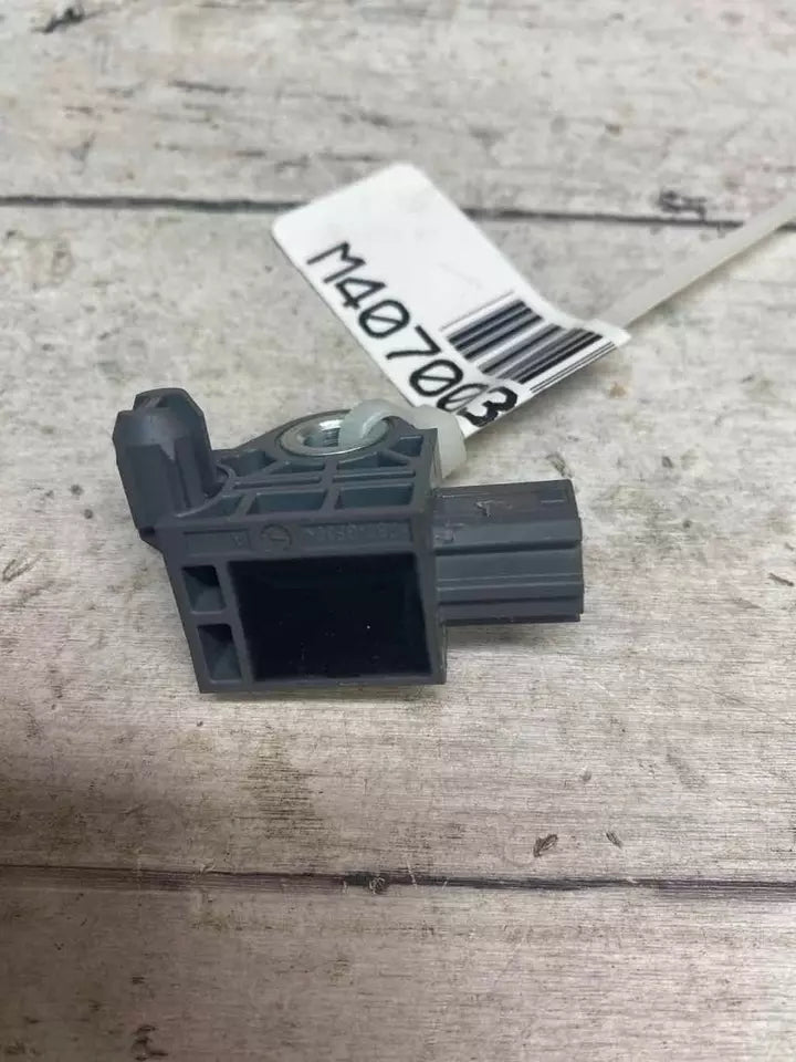 20 21 22 23 MAZDA CX-30 IMPACT SENSOR LEFT OR RIGHT SIDE SENSOR