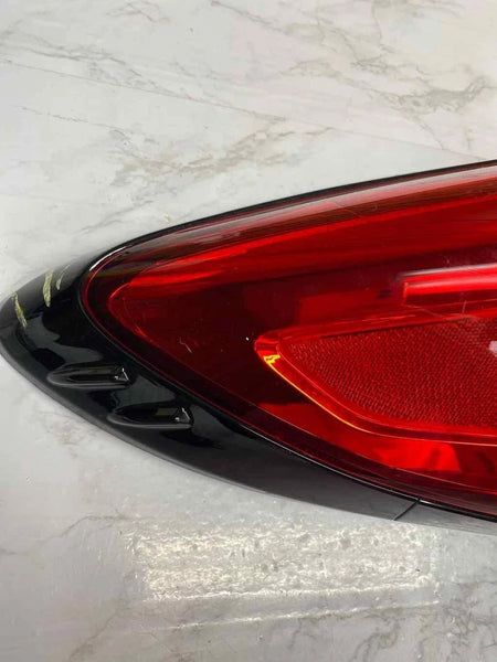 2018 TO 2023 TOYOTA CHR TAIL LIGHT LEFT SIDE QUARTER PANEL ASSY OEM 81561F4021