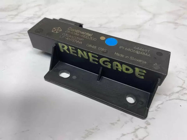 15 16 17 18 19 20 21 JEEP RENEGADE ENTRADA SIN LLAVE RECEPTOR DE ANTENA AMPLIFICADORA OEM 68068148AA